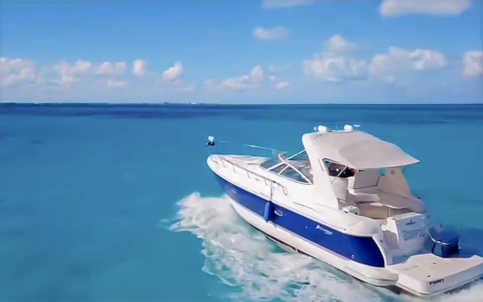 how much to rent a yacht in cancun